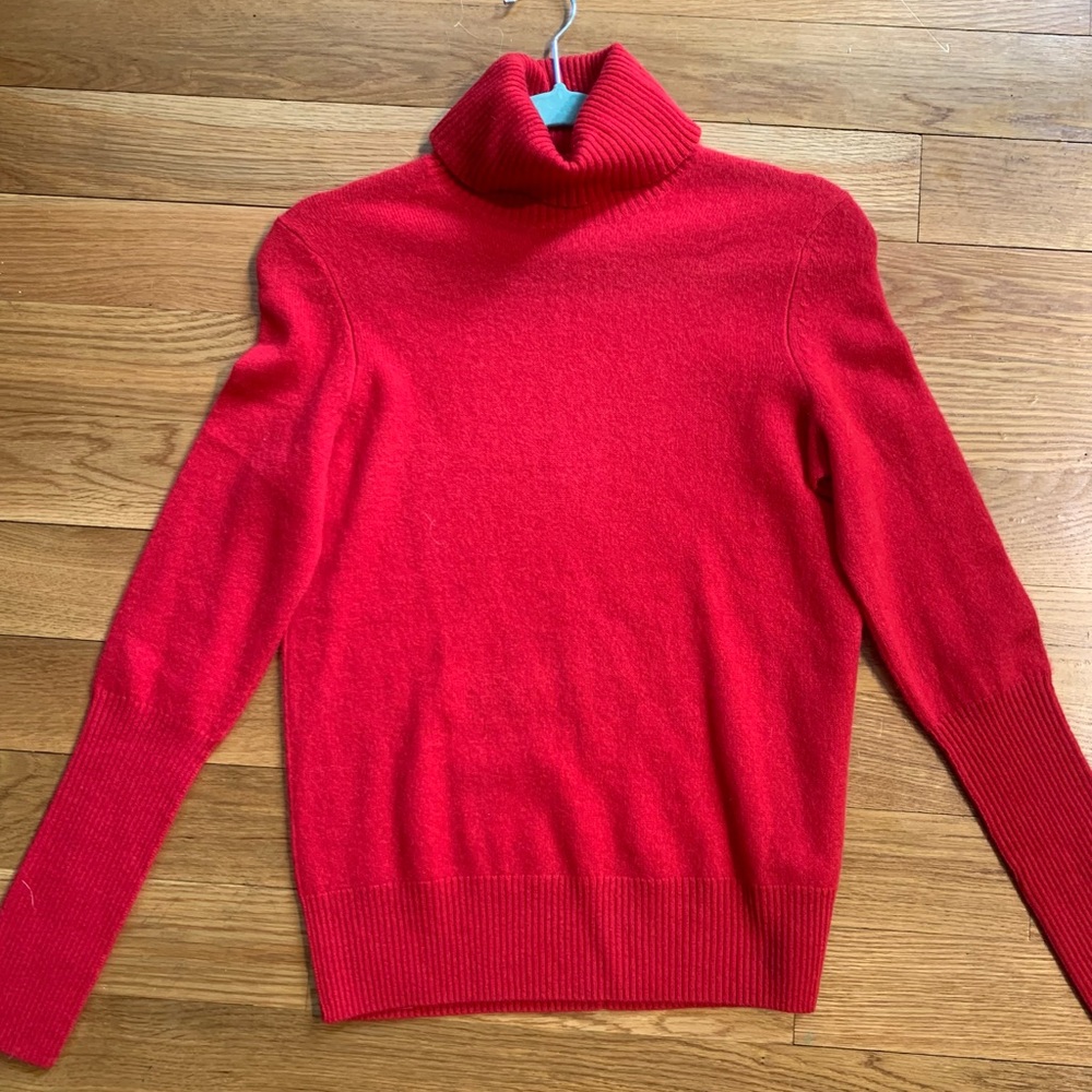 Aqua Cashmere Red Turtleneck Size Small Never Been Worn. NWOT